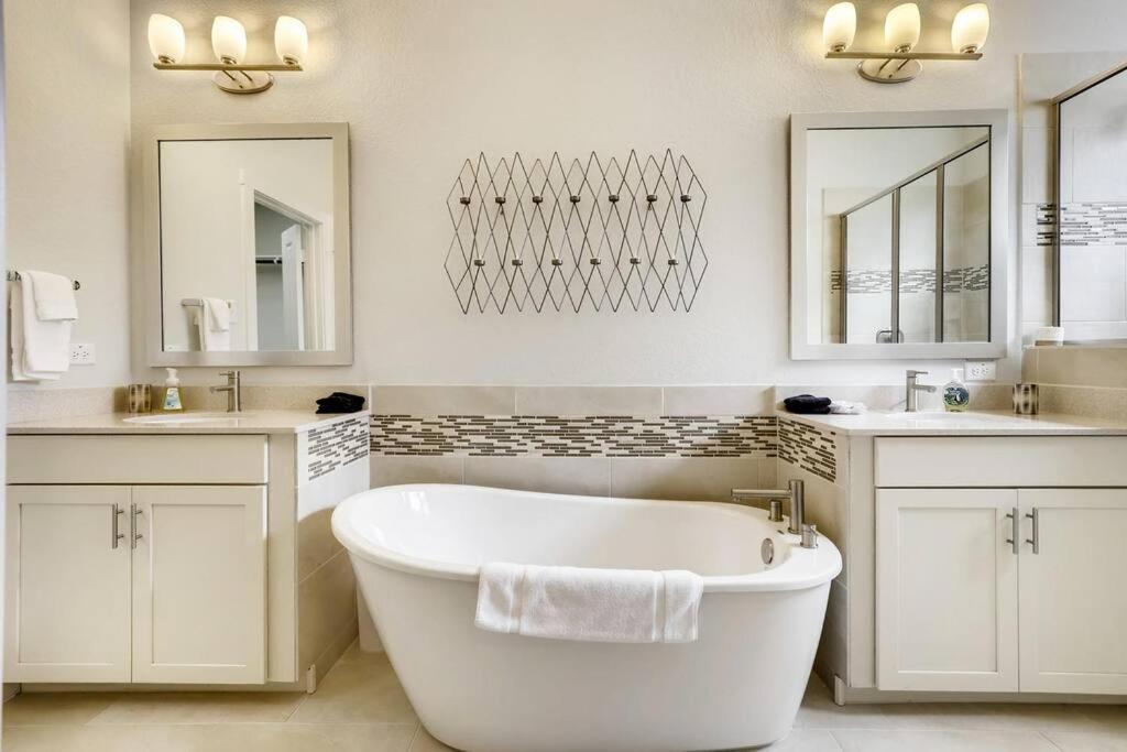 Gorgeous 4 Bed Home On St Mary'S - Minutes To Riverwalk/Pearl San Antonio Ngoại thất bức ảnh