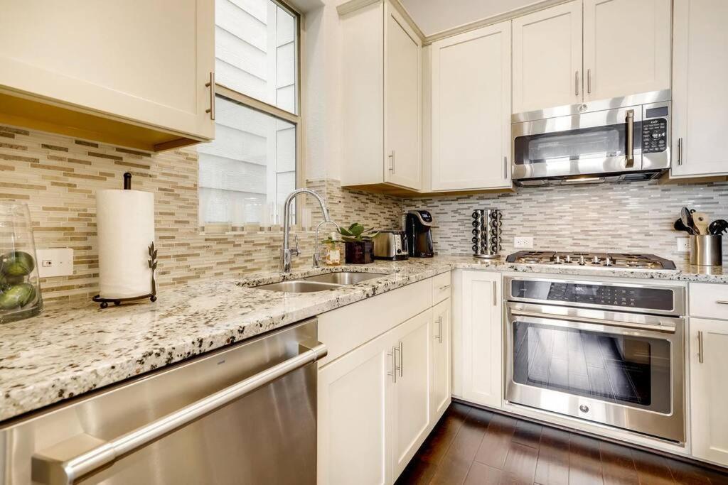 Gorgeous 4 Bed Home On St Mary'S - Minutes To Riverwalk/Pearl San Antonio Ngoại thất bức ảnh